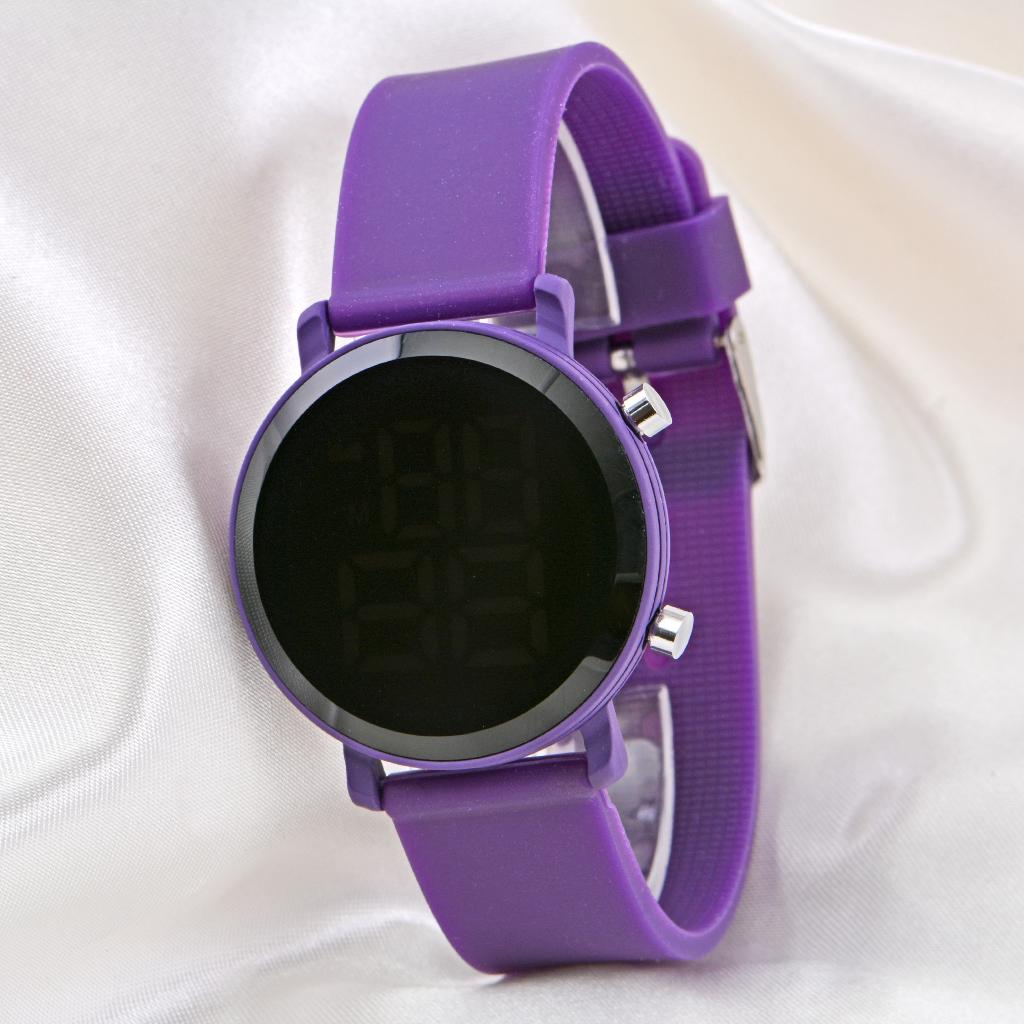 Pinkoli Mor Renk Silikon Kordon Orta Kasa Trend Led Kadın Genç Kız Kol Saati ST-304116